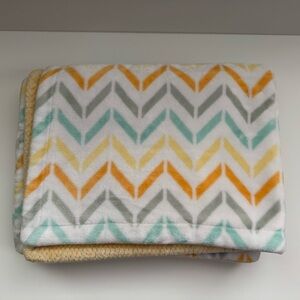 Little Miracles Chevron Baby Blanket Yellow Orange ZigZag Costco